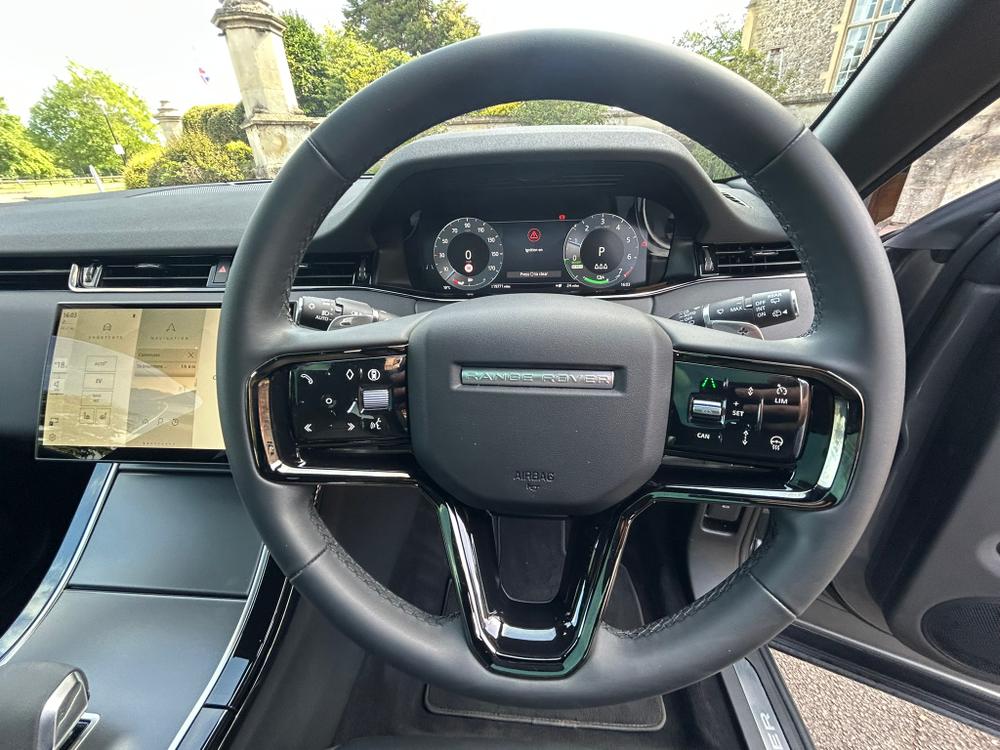 Used Land Rover Range Rover Evoque HK73VDL 27