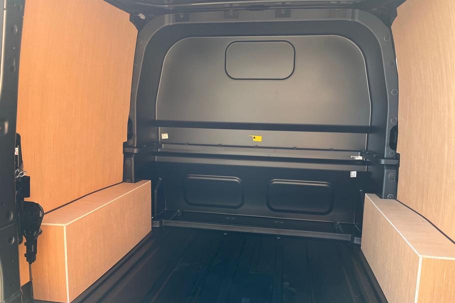 Used FORD TRANSIT CUSTOM YM75CCD 4