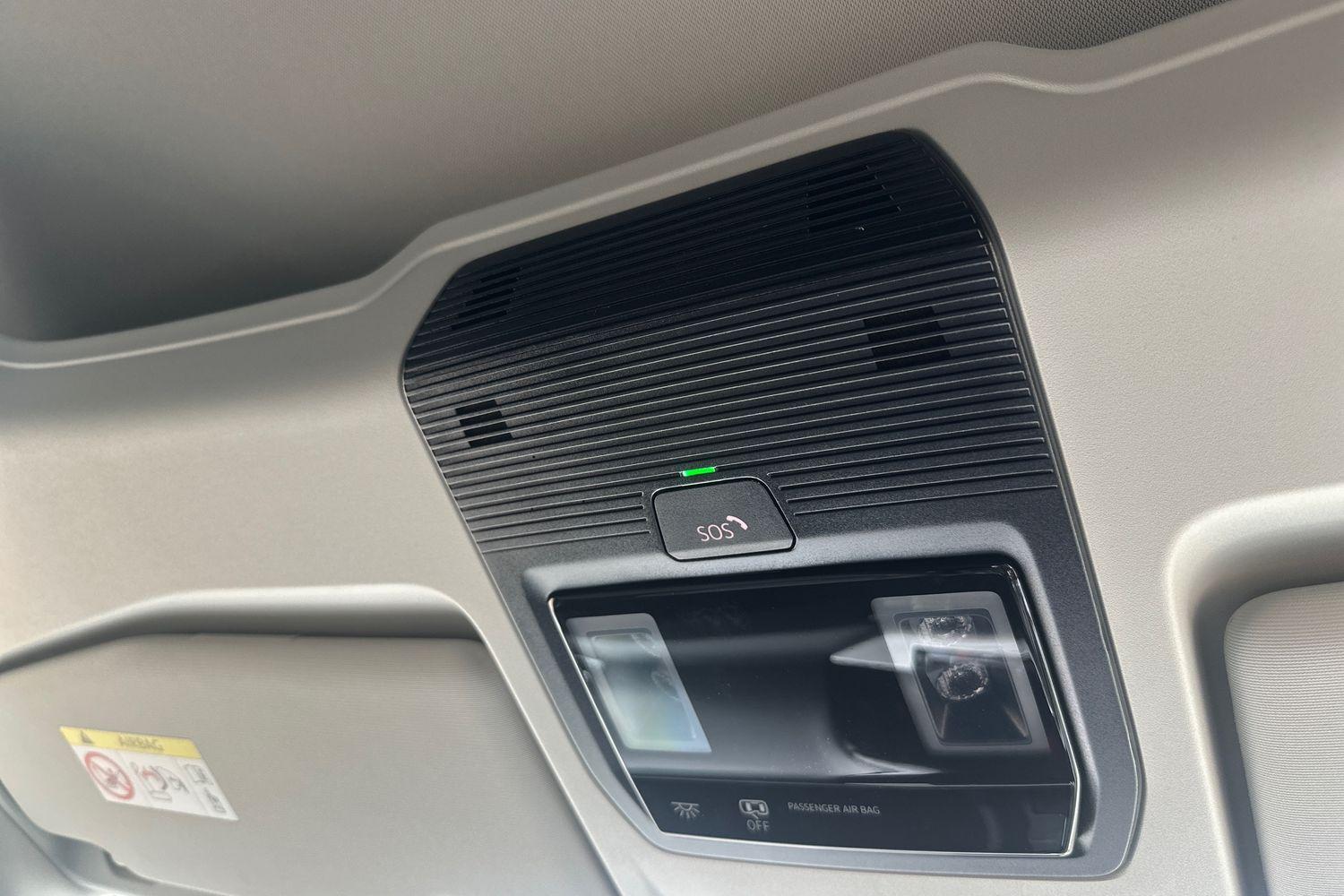 Ford TRANSIT CONNECT Photo 32