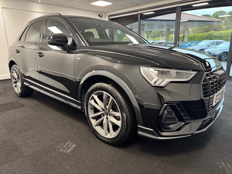 Audi Q3 Photo dc37fde2-3642-4257-982c-7243db910218.jpg