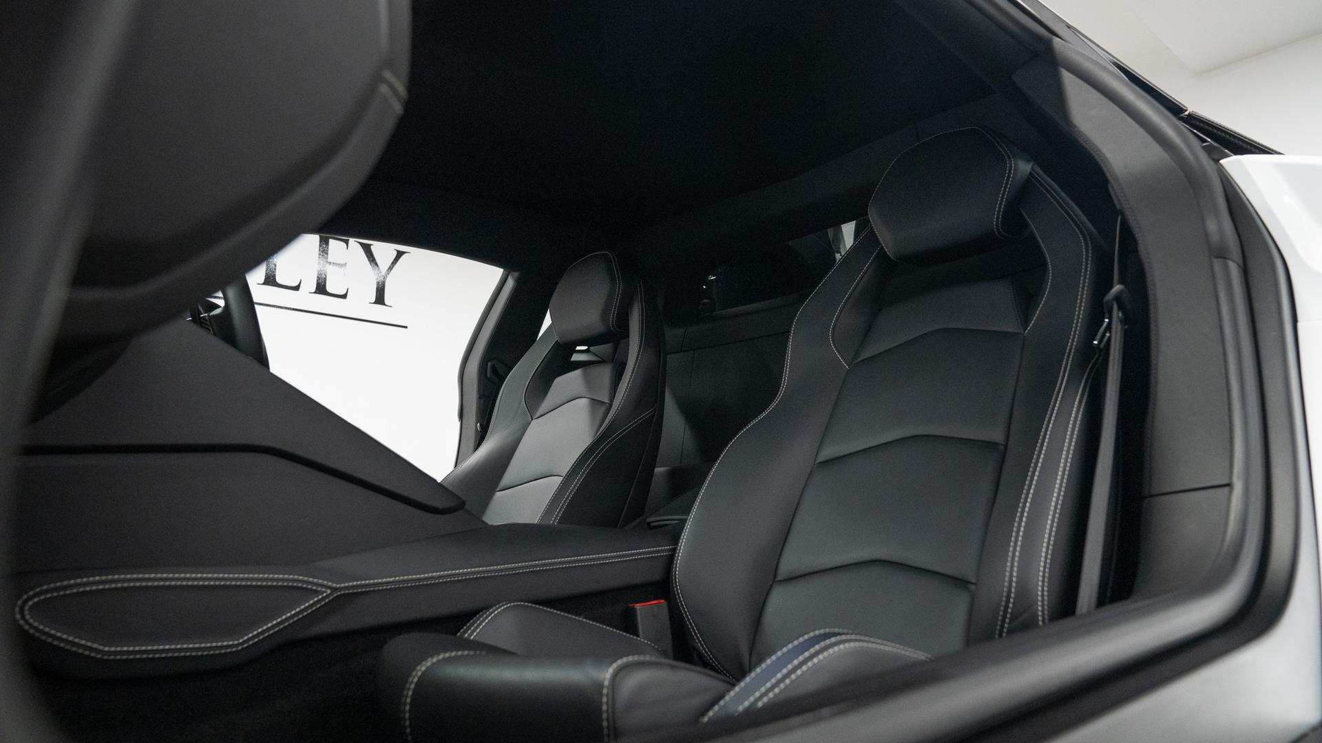 LAMBORGHINI Aventador Photo dc3bc8aa-240b-4eb4-acc0-eedc96fb2190.jpg