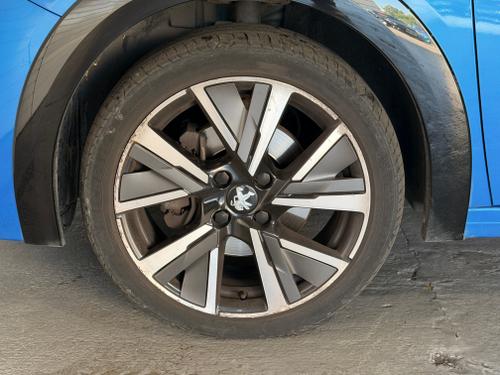 Peugeot 208 Photo dc492026-3b1d-4454-8552-0acc78b2ff73.jpeg