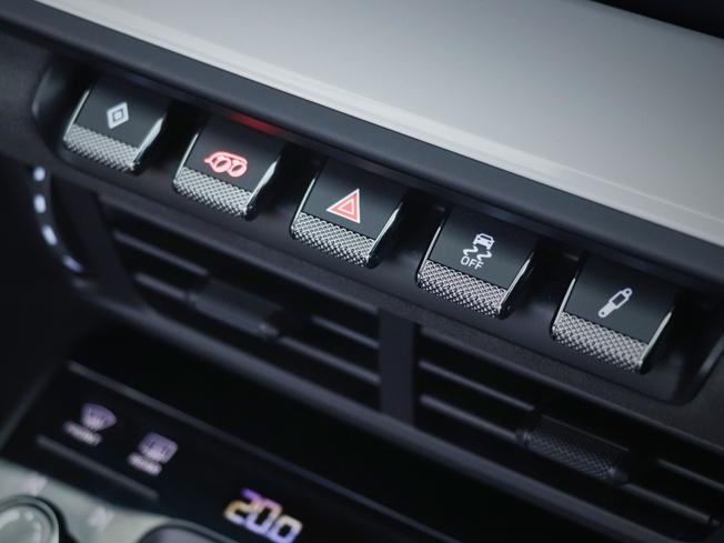 PORSCHE 911 Photo 32