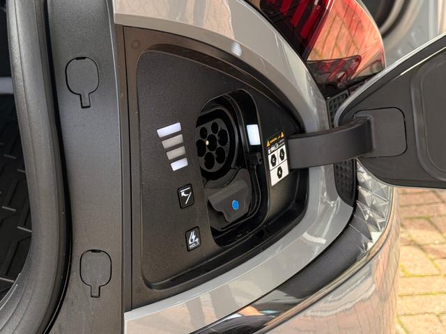 Kia EV6 Photo dc728978-a40a-4762-bd13-d60db2874cf8.jpg