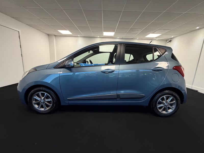 Hyundai i10 Photo dc8710d7-1248-4371-858a-3164d9155167.jpg