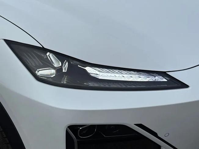 CHANGAN Deepal S07 Photo 19