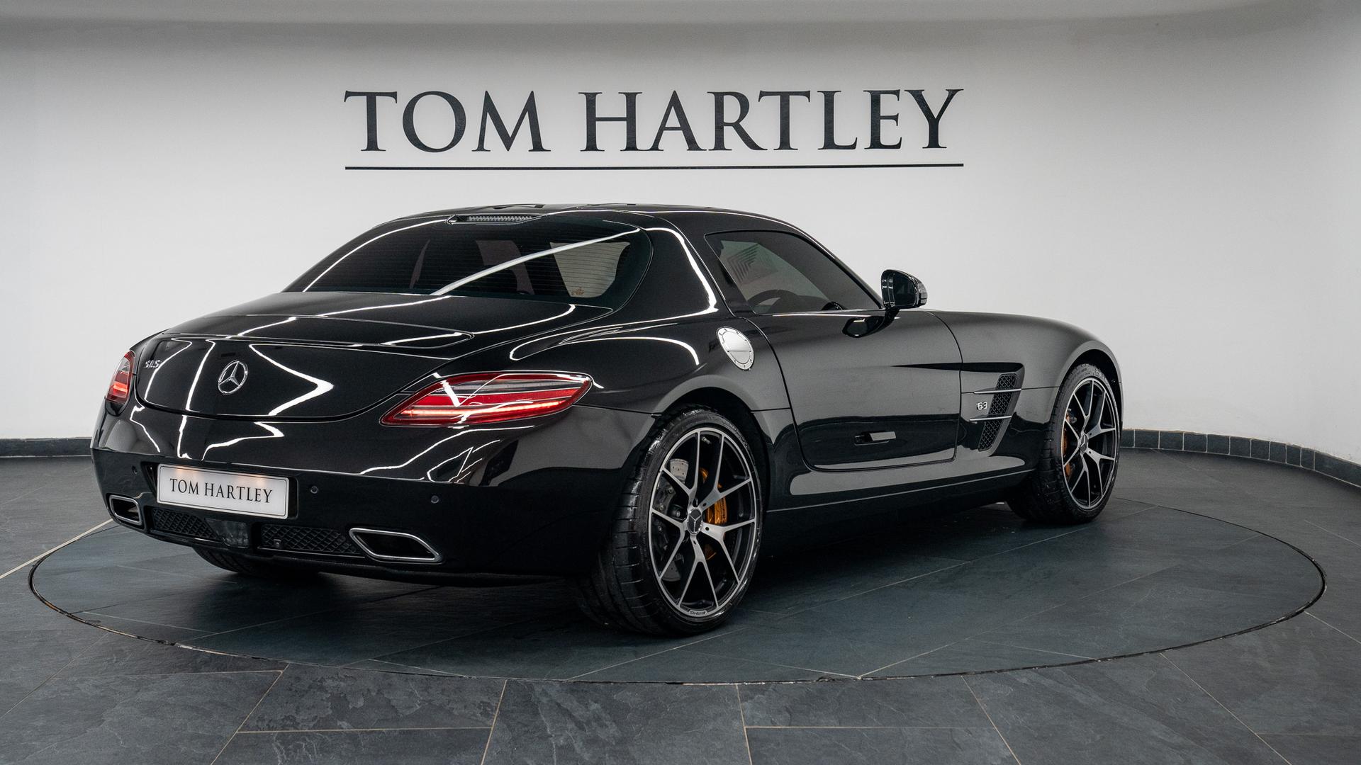 Mercedes-Benz SLS Photo dcbcafa9-9cae-411b-8682-35b93a133039.jpg