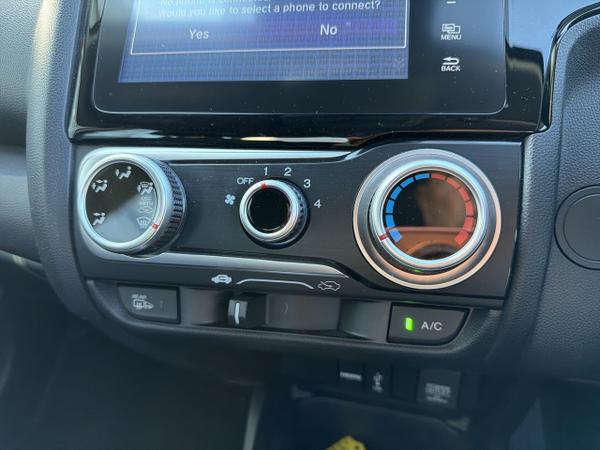 Honda Jazz Photo 16