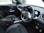 Mercedes-Benz GLB Photo 2