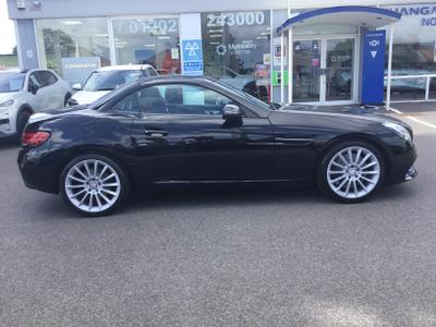 Mercedes-Benz SLC Photo 1