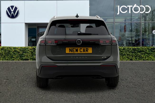 VOLKSWAGEN  Tiguan  Photo 7