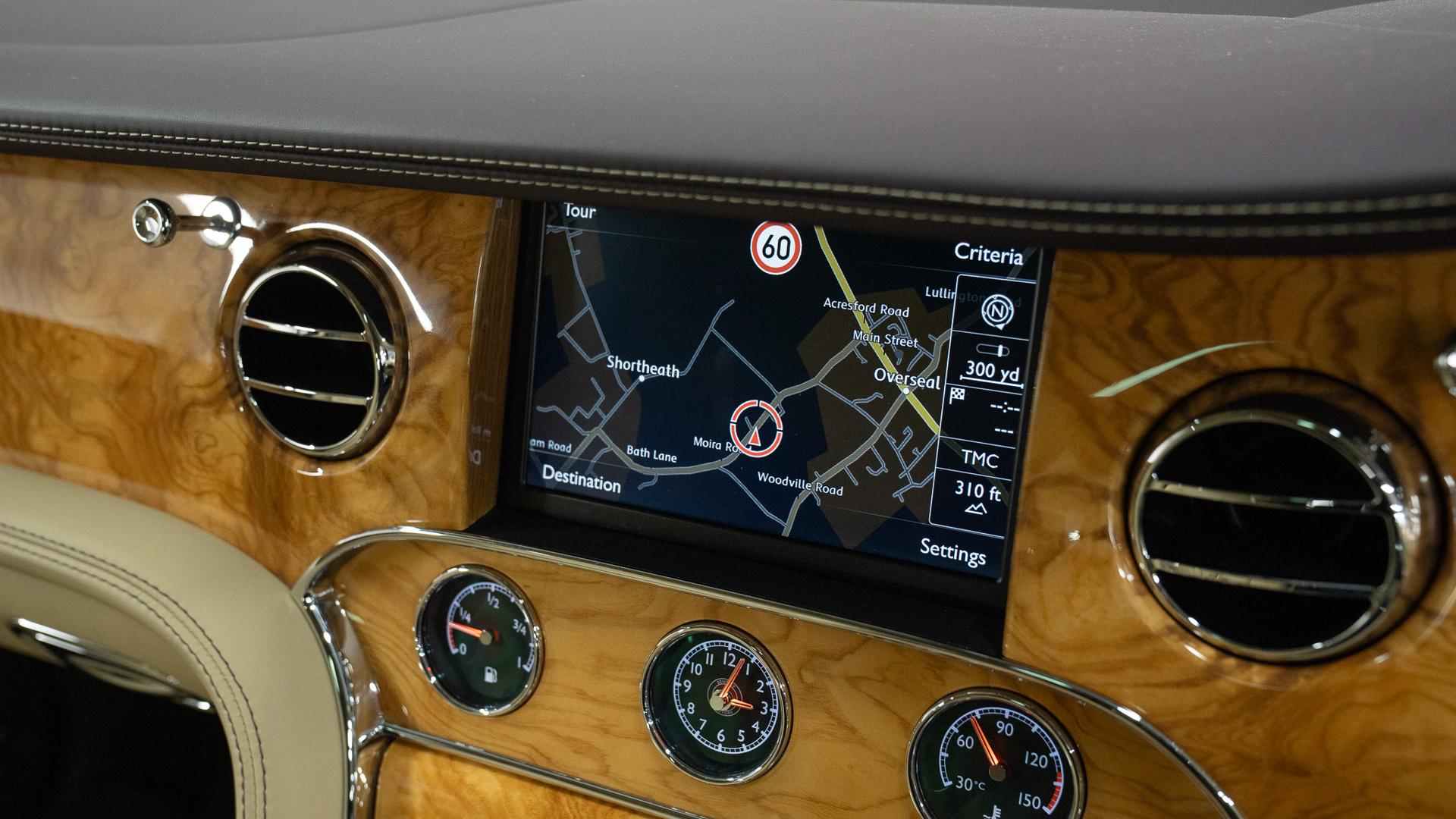 Bentley Mulsanne Photo dcf581b2-0421-47c0-bd40-282b332f7db9.jpg
