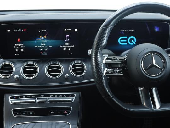 Mercedes-Benz E Class Photo dd2f5a0e-53ff-4bf2-8a7c-73f773819879.jpg