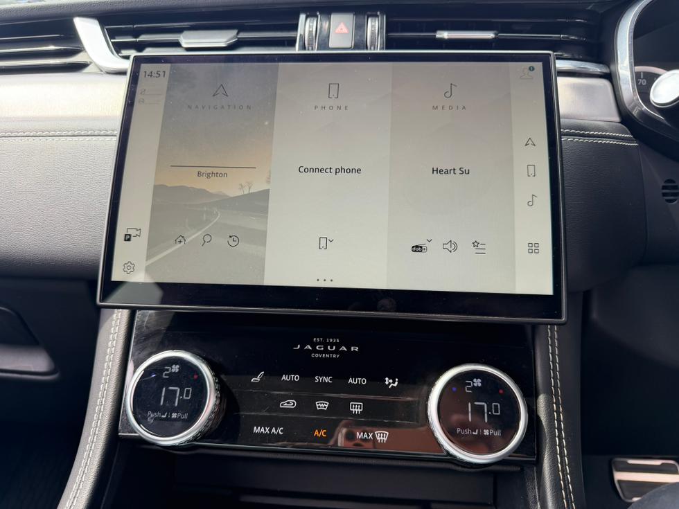 Jaguar F-PACE Photo dd31d7f8-8846-4d0c-bb2c-b7af24f7c9e4.JPEG