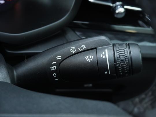 Polestar Polestar 2 Photo dd34f330-4923-4c62-adf1-3b73d65764de.jpg