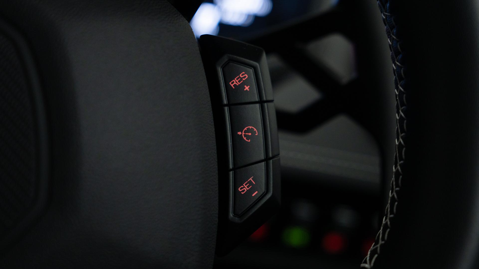 LAMBORGHINI Huracan Photo dd6aa6c7-3d60-4a76-a117-ab9557454e9d.jpg
