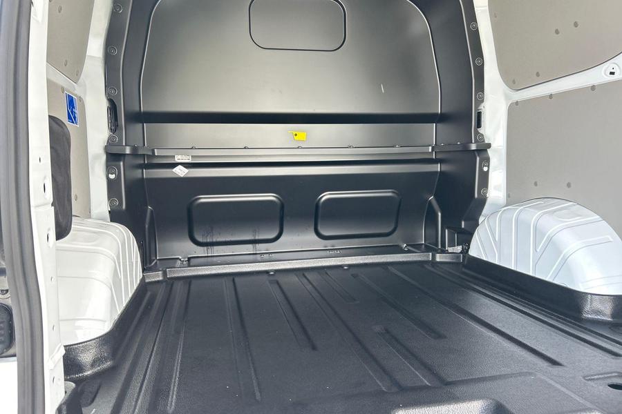 Ford TRANSIT CUSTOM Photo dd717540-0303-403a-ad9c-40fe8fde4894.jpg