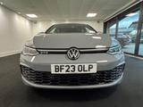 Volkswagen Golf Photo 1