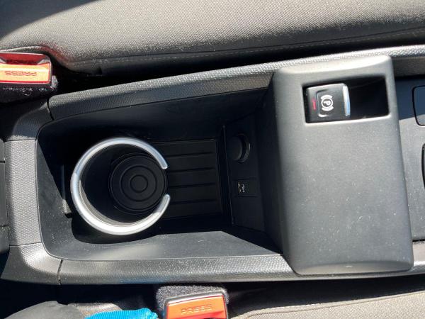 BMW i3 Photo dd97093e-01e6-4237-ba59-105df1f80c1b.jpg