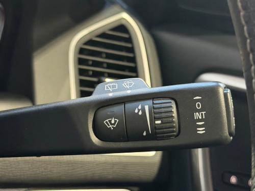 Volvo XC60 Photo ddb53ee9-394c-4b42-963d-b666dba622b2.jpeg