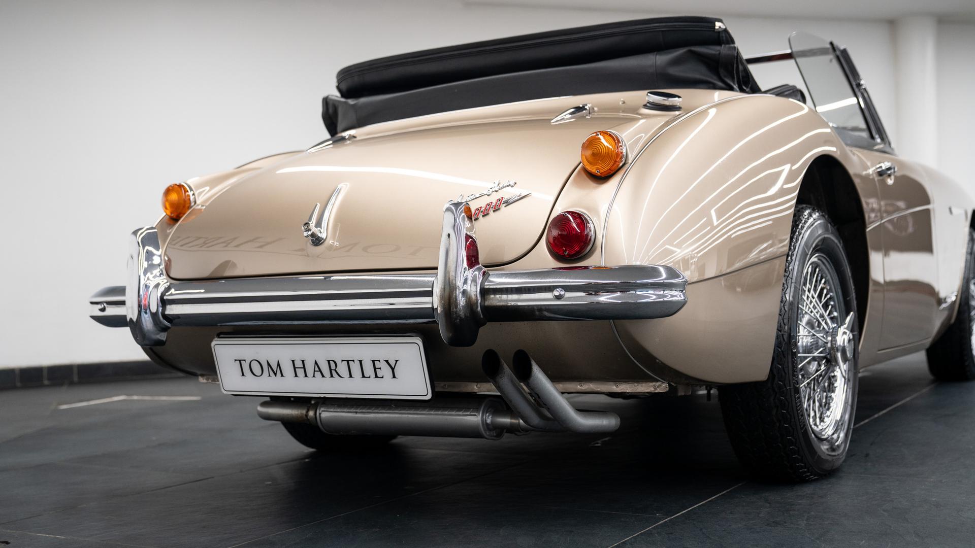 Austin Healey Photo ddbc3249-8574-4411-8637-da8cfc4a697e.jpg
