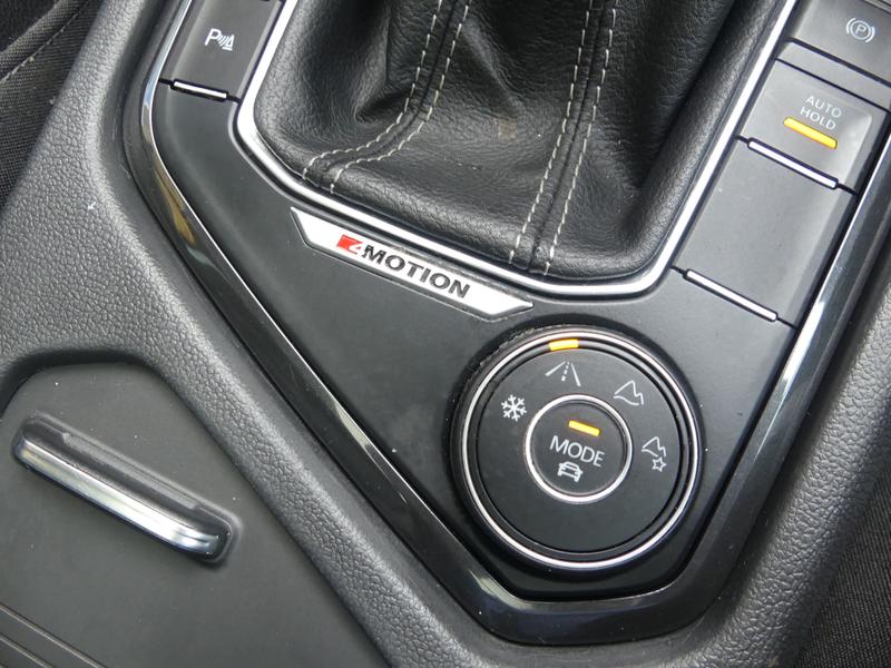 Volkswagen Tiguan Photo ddcb3fe9-0418-4adc-bfae-0bc37c32d8f4.jpg