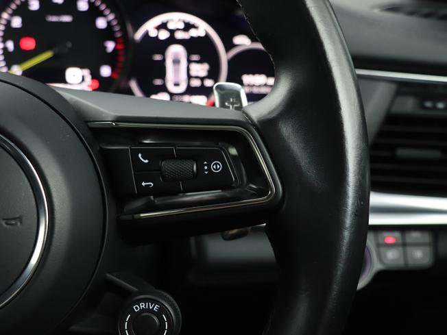 PORSCHE Panamera Photo 14