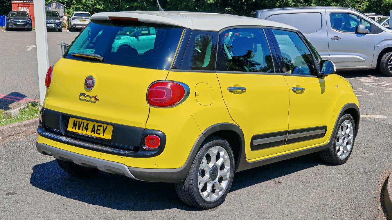 Used Fiat 500L MV14AEY 3