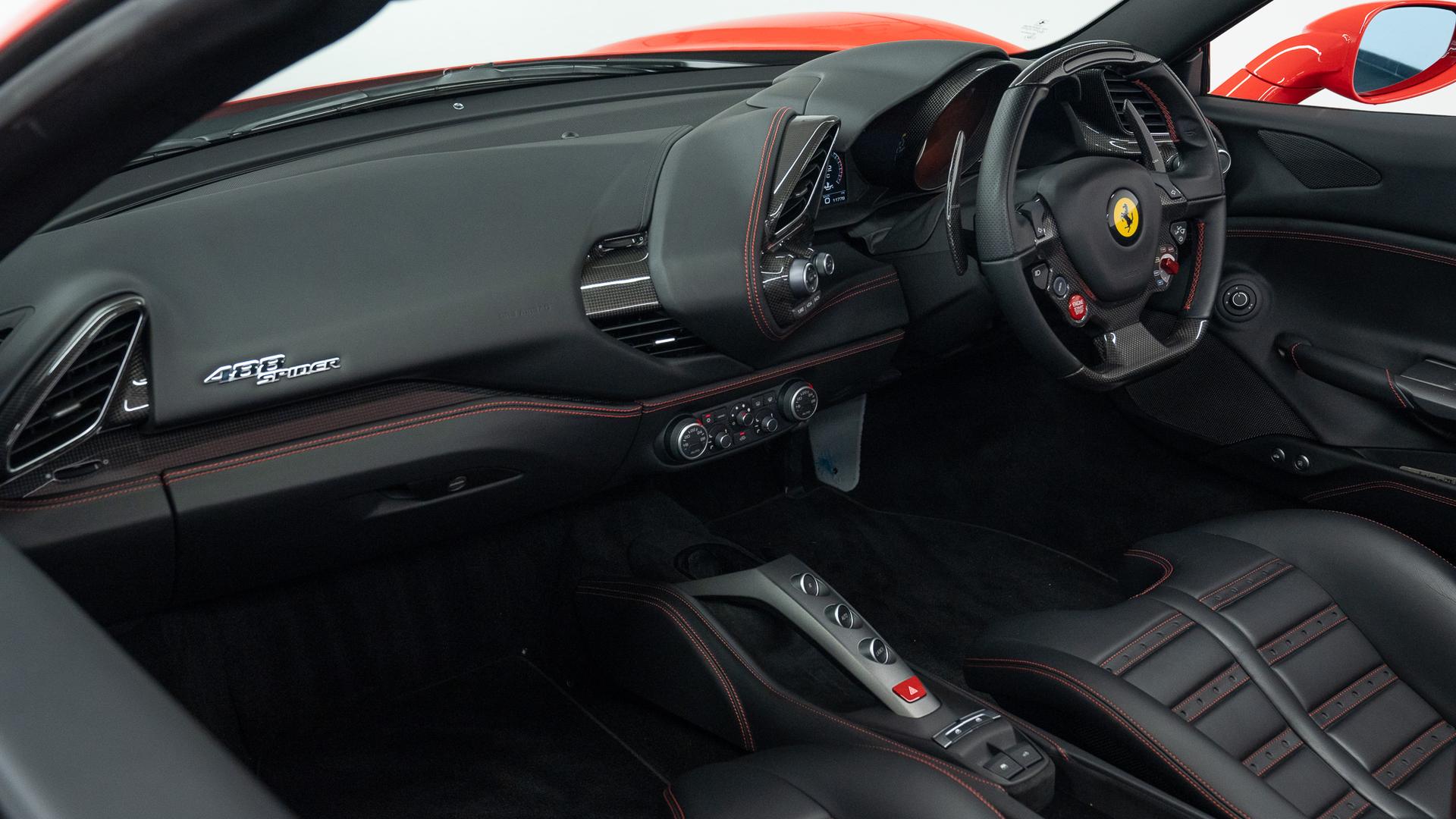 Ferrari 488 Photo ddd56913-2b7e-479c-99f0-e0cd7d7f7e65.jpg