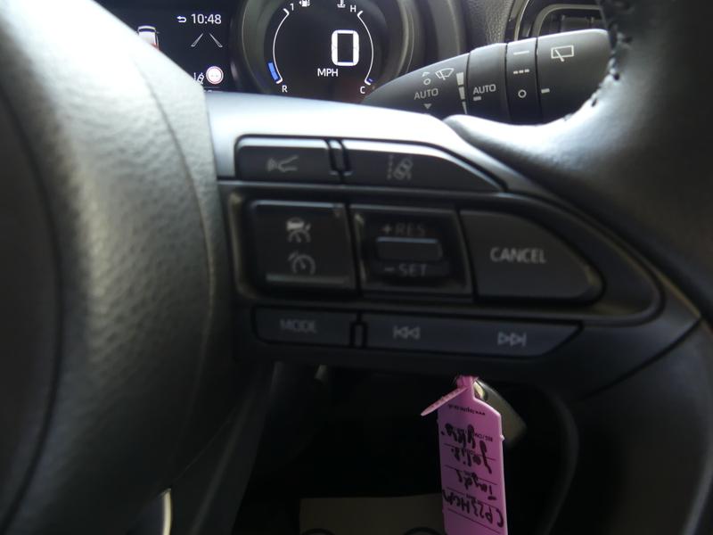 Toyota Yaris Photo ddd5f82d-3080-4318-8e3b-5e19b4b1dacb.jpg