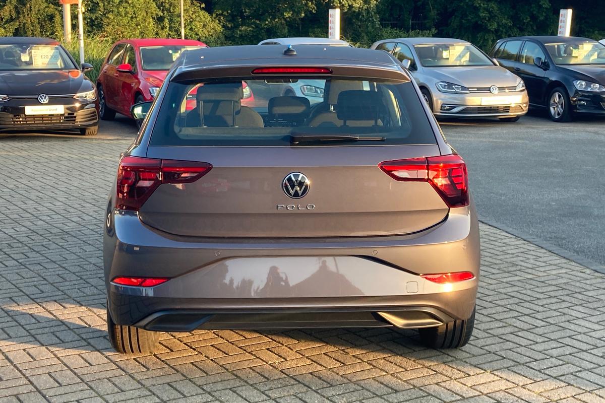 2022 Volkswagen Polo 1.0 TSI Life 5dr £19,500 3,000 miles Smokey Grey ...