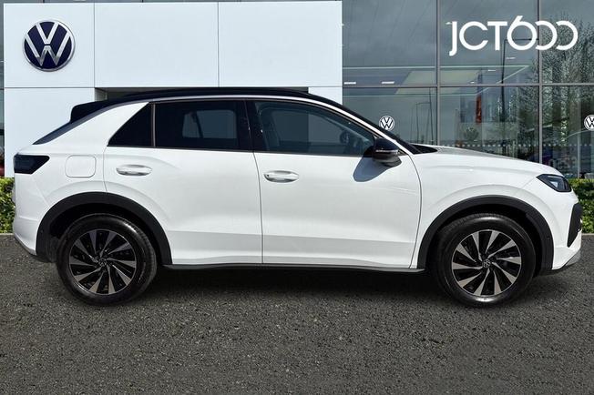 Volkswagen T-Roc Photo 4