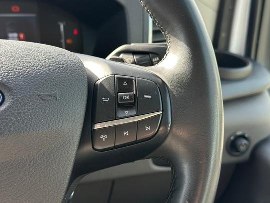 Ford Transit Photo de035aa4-7647-472f-a206-77dd89a172cc.jpg