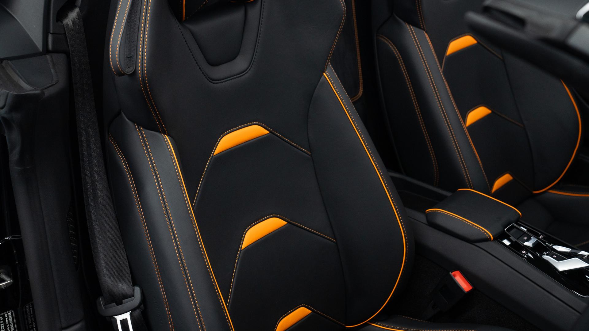 LAMBORGHINI Huracan Photo de0b6350-d52b-4157-b416-0d8f8e46b0b2.jpg
