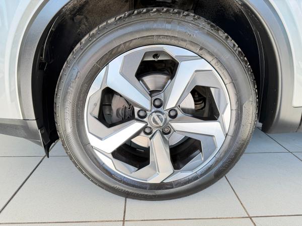 Used Nissan Qashqai YE23OCD 3
