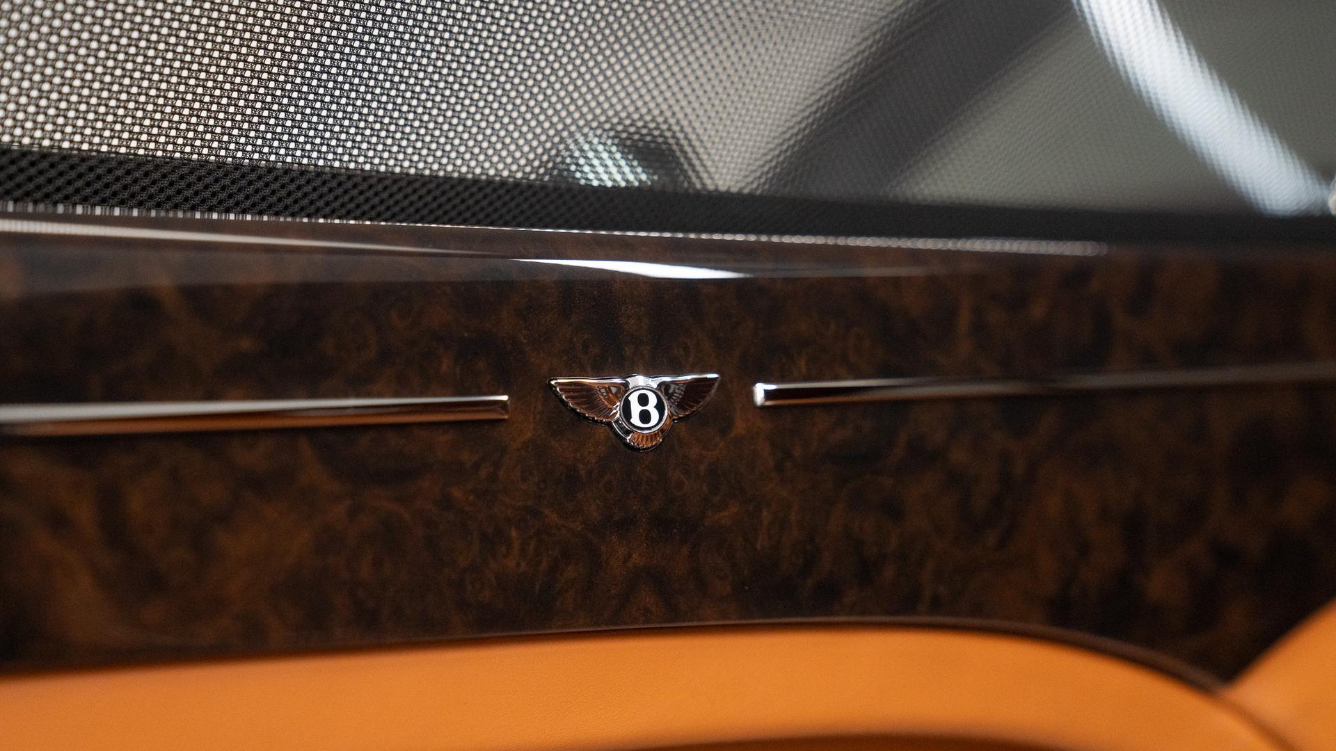 Bentley Mulsanne Photo de179c39-3033-486e-89d4-9eef5aef830e.jpg