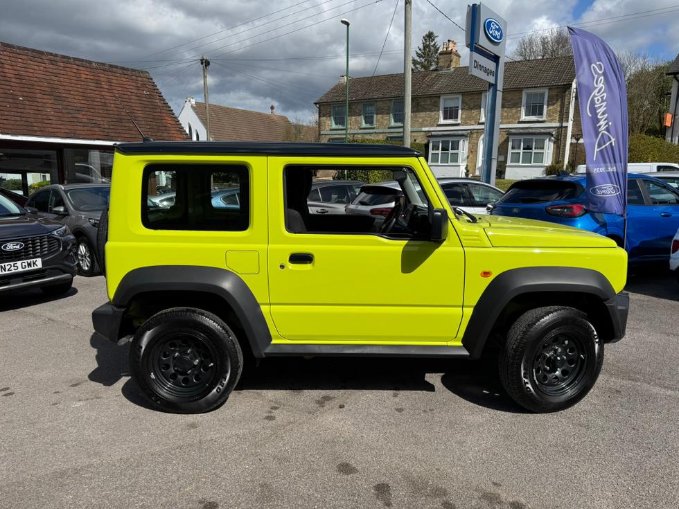 Suzuki Jimny Photo de181395-19c6-45b9-81b6-86b9f4d95375.JPEG