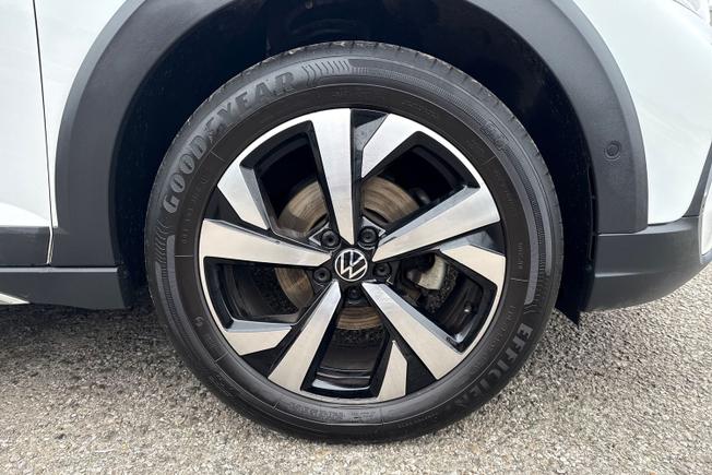 VOLKSWAGEN Taigo Photo 5