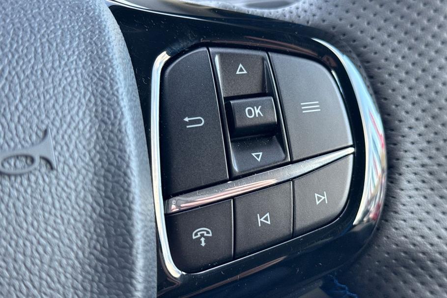 Used Ford TRANSIT CUSTOM L1DCIVMSRT9 24