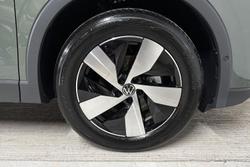 VOLKSWAGEN  Tiguan Photo 5