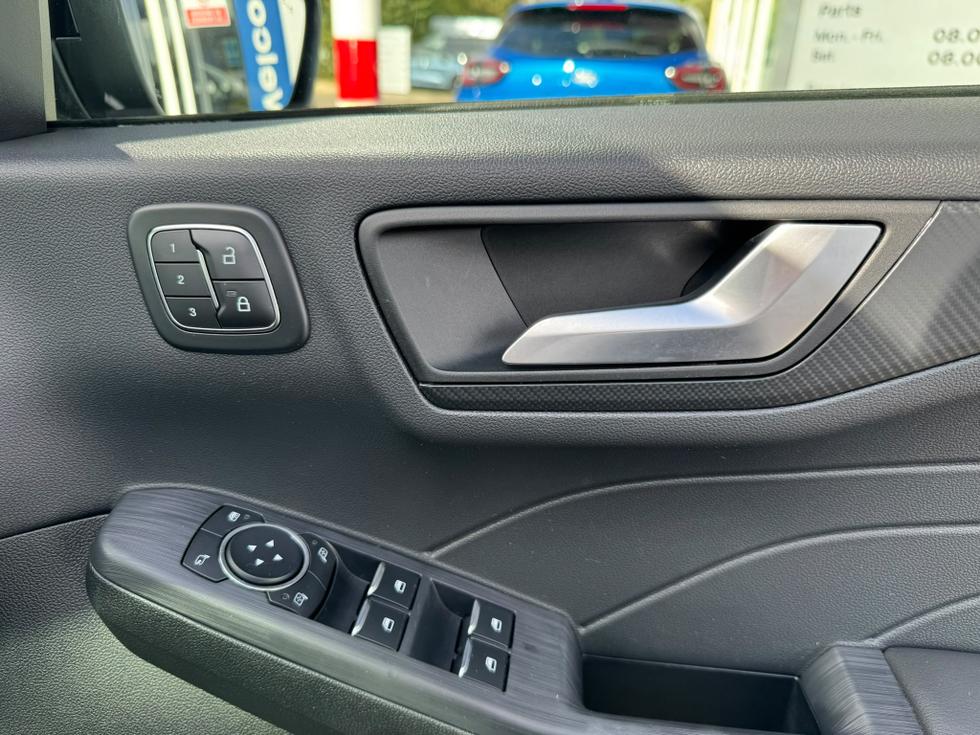 Ford Kuga Photo de2ce330-2c8e-4f7e-abe6-417faf9eac67.jpeg