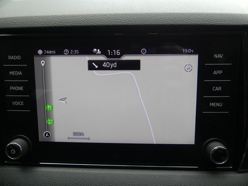 Skoda Karoq Photo de3a5b73-4f39-419e-b13e-9033d981bb9c.jpg