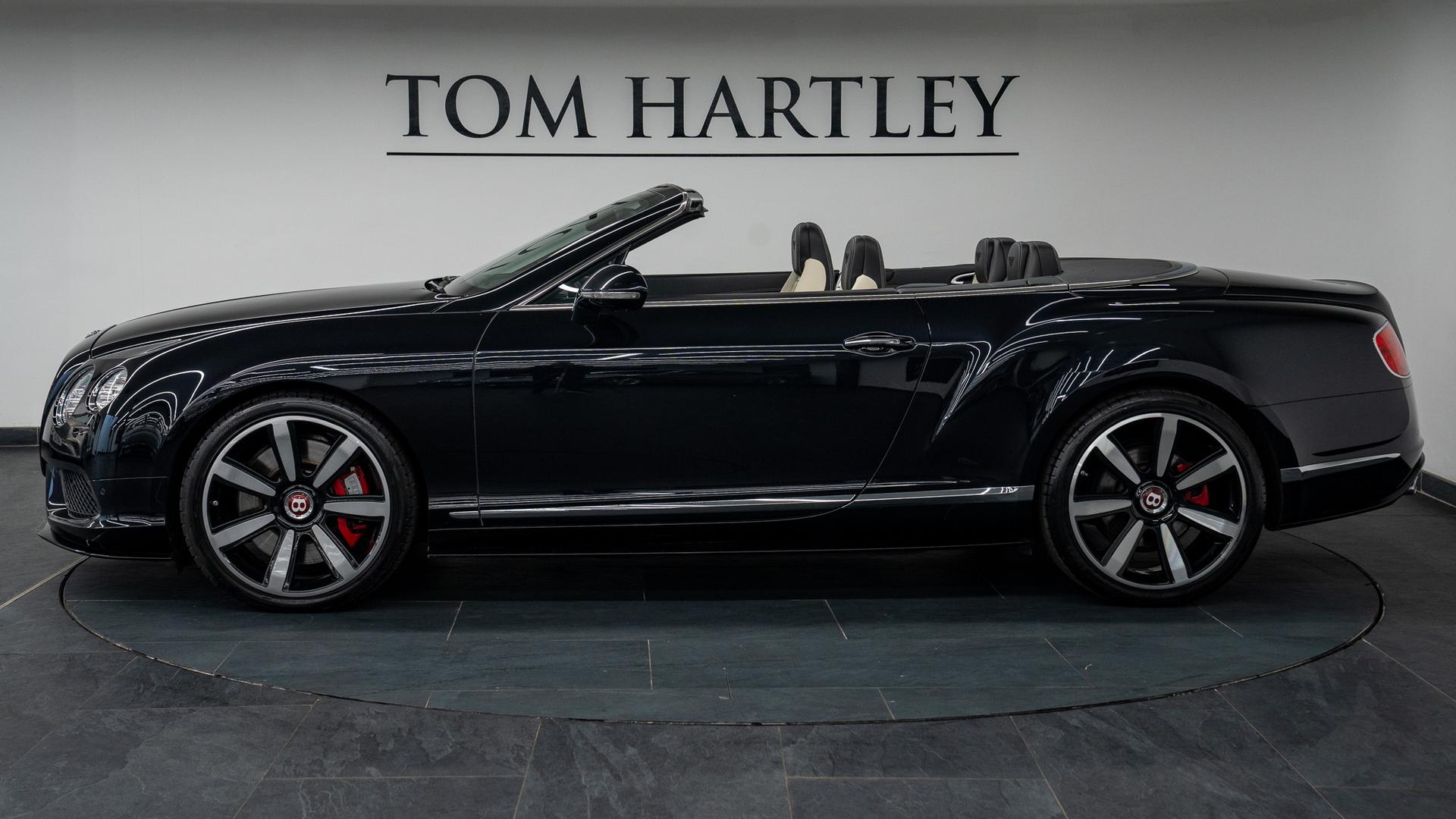 Bentley Continental GTC Photo de43d269-bac5-4454-9cee-af7450748a47.jpg