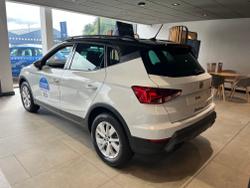 SEAT Arona Photo 3