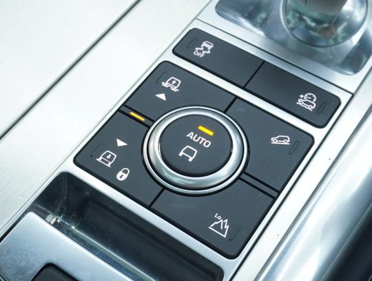 Land Rover Range Rover Sport Photo de98c7ef-1f18-4b56-89f5-704d7aff09cd.jpg