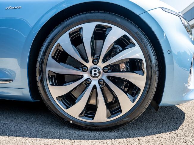 BENTLEY Continental GT  Photo 6