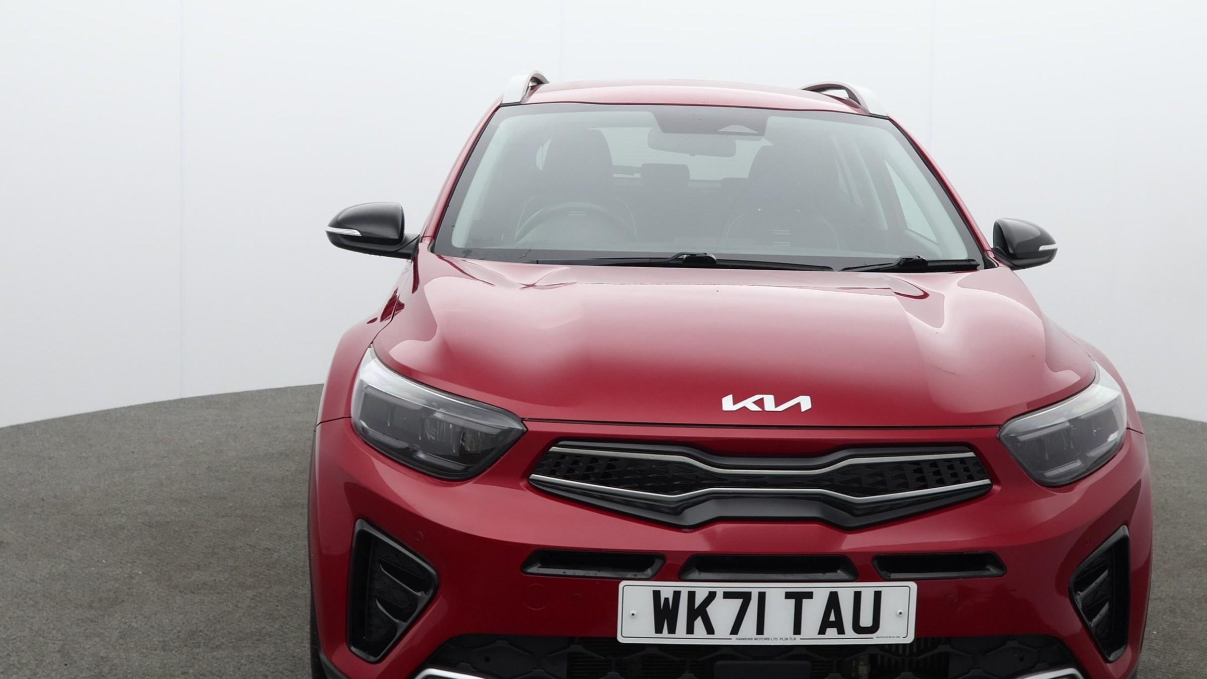 Kia Stonic 1.0 T-GDi ISG 48V GT-LINE in Blaze Red £14,995