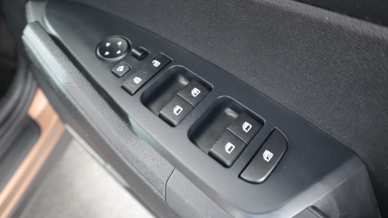 Kia Sportage Photo dealer360-02949c3d38de2e70831a22dbdba88e92b2edbe01.jpg