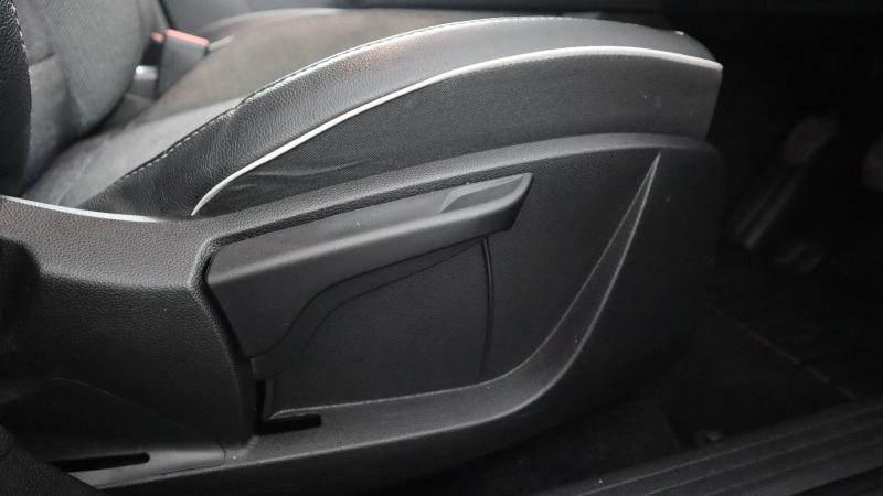 Renault Captur Photo dealer360-06f1a7e78187b1a15b265abf5f53f6bcfd17bc90.jpg
