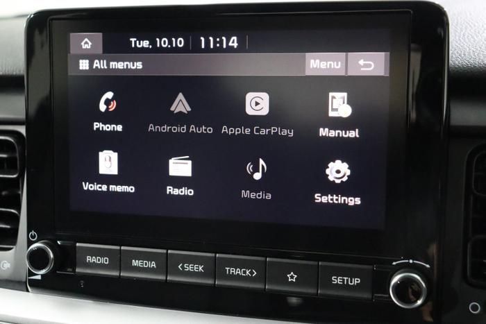 Kia Stonic 1.0 T-GDi ISG 2 in Midnight Black £14,342
